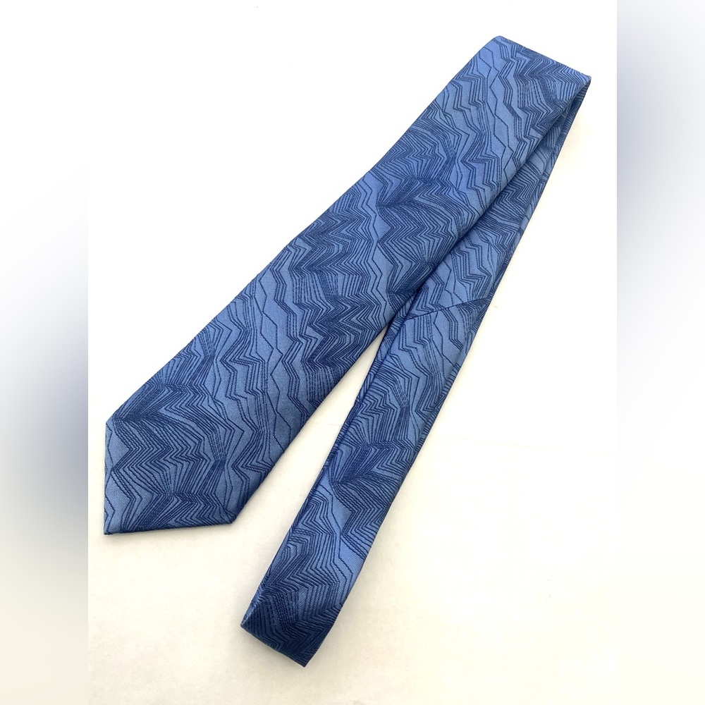 Calvin Klein Men's Blue Modern Zig Zag Silk Skinny Necktie NWT